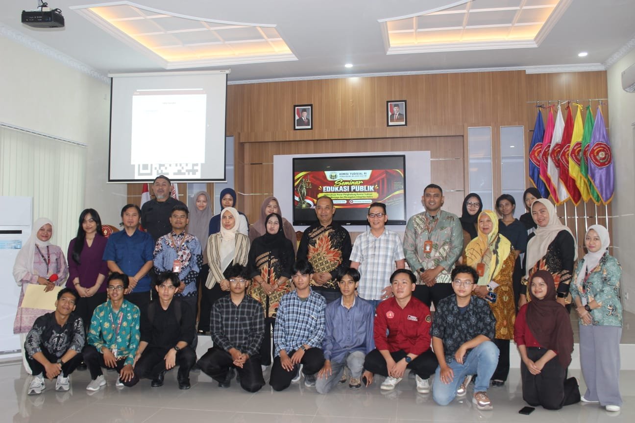 SEMINAR “EDUKASI PUBLIK” OLEH KOMISI YUDISIAL RI